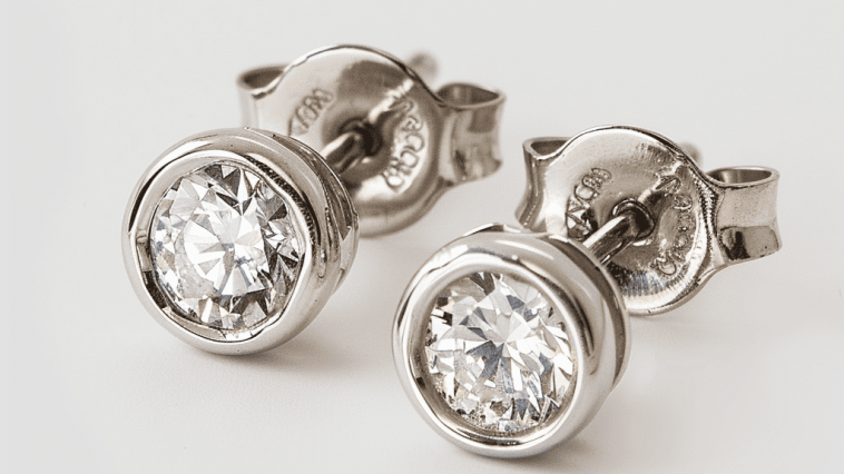 Natural Diamond stud earrings